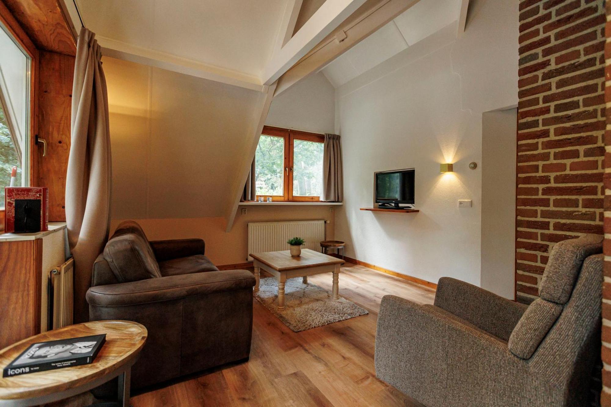 Villa 'T Eekhoornnest Soest Esterno foto